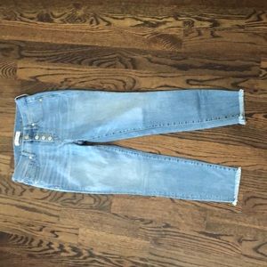 Light wash button front jeans. Mint condition.